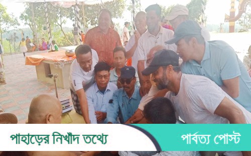 রাজস্থলীতে বিএনপির উদ্যোগে বুদ্ধ বিহারে সহায়তা
