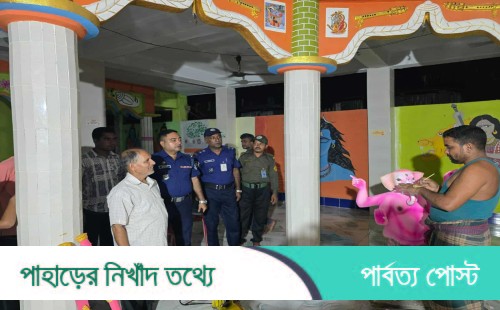 পূজা মণ্ডপ পরিদর্শনে ওসি ইকবাল